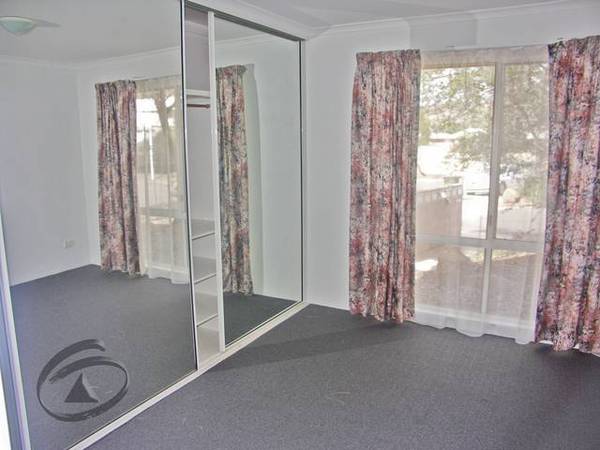 Spacious Unit Picture 3