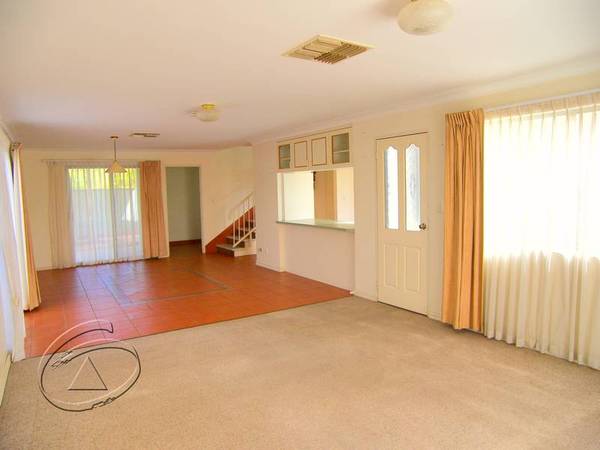 Panoramic Views - Peaceful Neighbourhood Picture 3