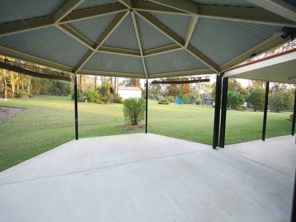 ANOTHER HOME SOLD BY LINDA THYGESEN AT G L REAL ESTATE AT AN EXCLUSIVE RATE OF 2%+GST. Picture ANOTHER HOME SOLD BY LINDA THYGESEN AT G L REAL ESTATE AT AN EXCLUSIVE RATE OF 2%+GST. Picture