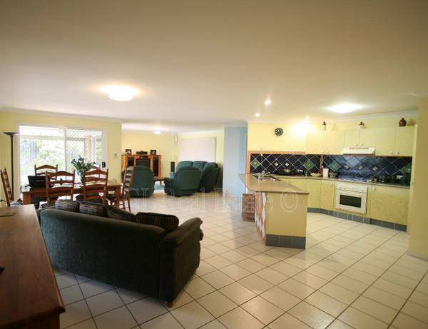 SOLD BY G L REAL ESTATE Picture 2