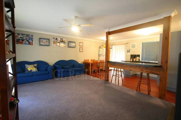 ANOTHER HOME SOLD BY LINDA THYGESEN AT GL REAL ESTATE IN 10 DAYS FOR A LOW COST COMMISSION OF 2%+GST & FREE ADVERTISING. Picture