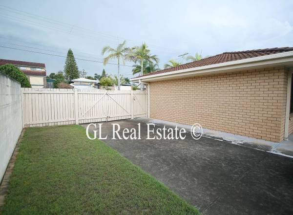 ANOTHER HOME SOLD BY G L REAL ESTATE FOR AN EXCLUSIVE COMMISSION OF 2%+GST. Picture 2
