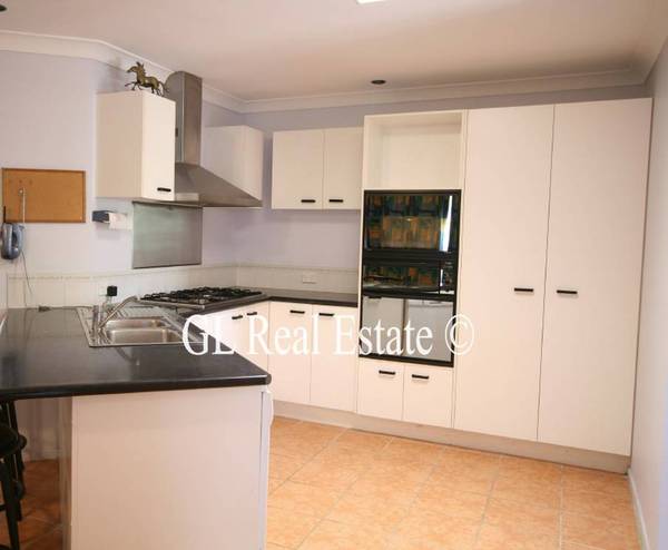 SOLD BY G L REAL ESTATE
WITH OUR LOW FEE OF 2% PLUS GST Picture