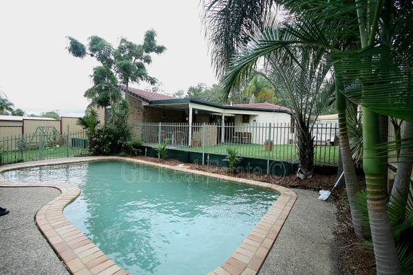 5 or 6 BEDROOMS + POOL,
Owner Says SELL !! PRICE REDUCED BY THOUSANDS Picture