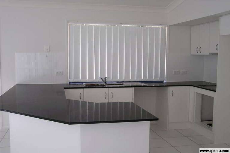 REGENTS PARK
4 BEDROOMS
$370.00 PER WEEK Picture REGENTS PARK
4 BEDROOMS
$370.00 PER WEEK Picture