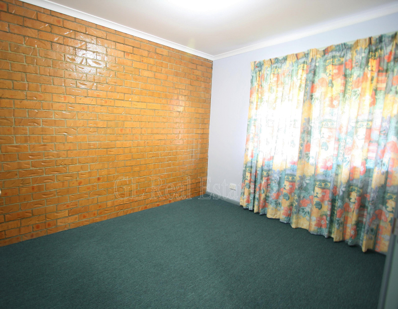 2 BEDROOM TOWNHOUSE IN HILLCREST
$250.00PW Picture 3