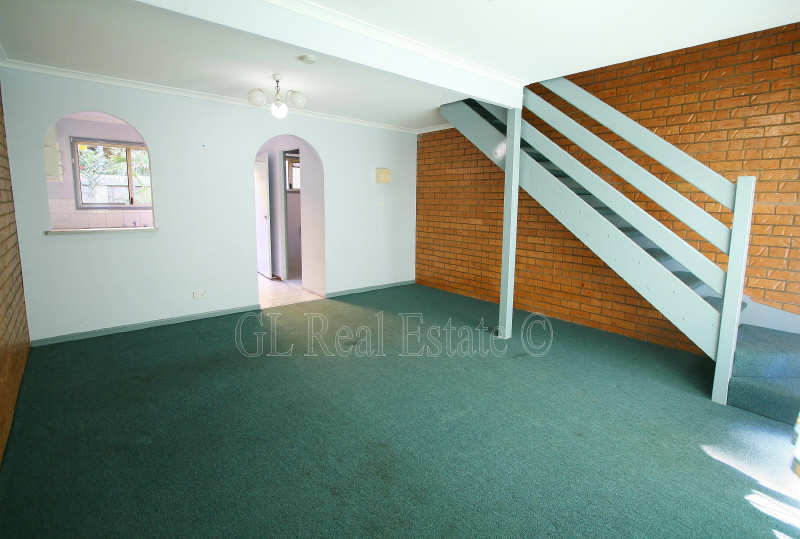 2 BEDROOM TOWNHOUSE IN HILLCREST
$250.00PW Picture 1