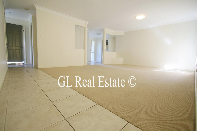 SOLD BY G L REAL ESTATE Picture 2