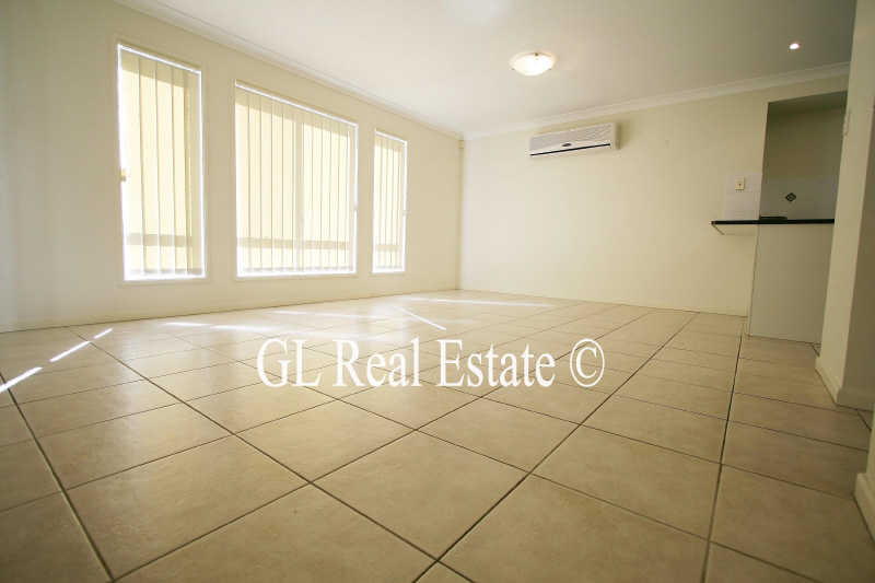 SOLD BY G L REAL ESTATE Picture 3