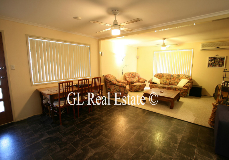 SOLD BY G L REAL ESTATE Picture 2