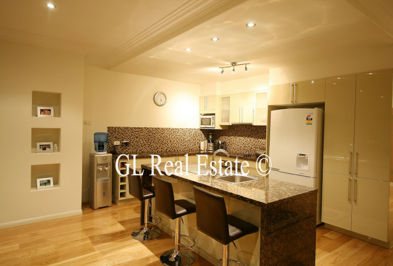 ANOTHER PROPERTY SOLD BY THE TEAM @ G L REAL ESTATE Picture 3