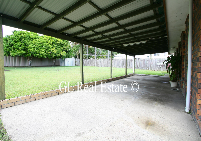 SOLD BY G L REAL ESTATE Picture 2