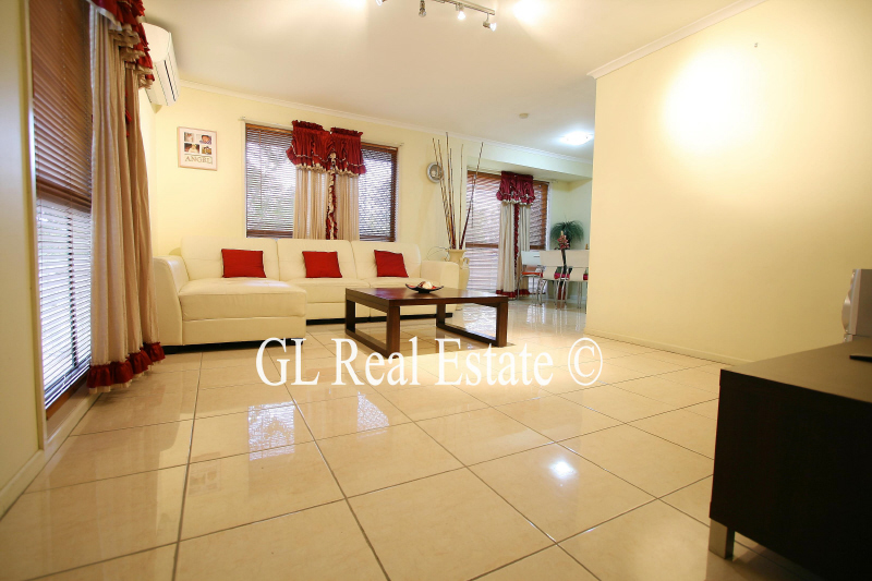 SOLD BY G L REAL ESTATE IN RECORD TIME Picture 1