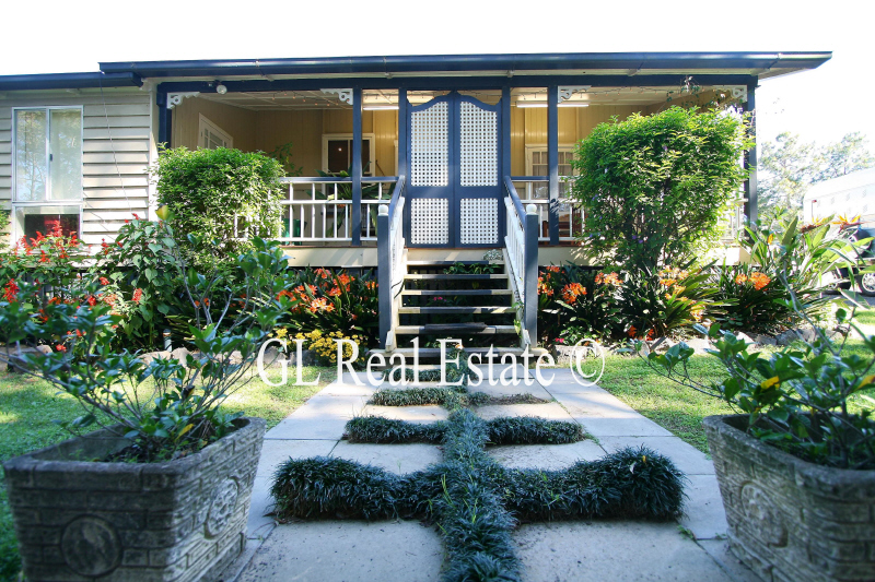 SO COUNTRY Picture 1