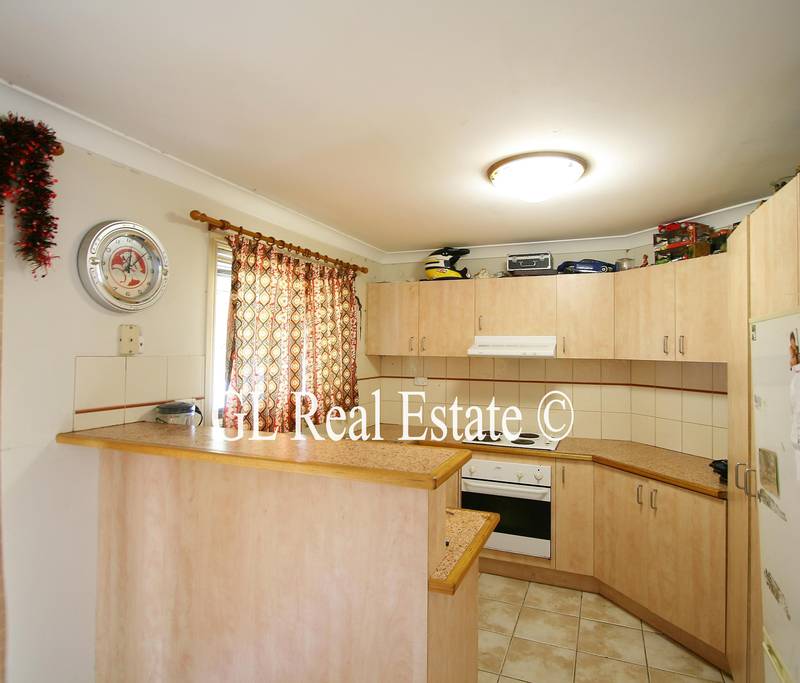 SOLD BY THE TEAM @ G L REAL ESTATE - 07 3800 7274 Picture 2