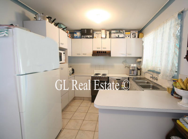 INVESTORS AND FIRST HOME OWNERS TAKE NOTE !! Picture 3