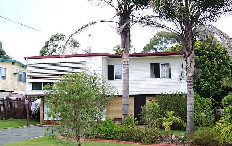 S@LD IN 4 DAYS THROUGHT THE TEAM AT G L REAL ESTATE - 07 3800 7274 Picture 1