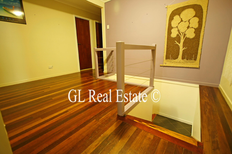 S@LD IN 4 DAYS THROUGHT THE TEAM AT G L REAL ESTATE - 07 3800 7274 Picture 3
