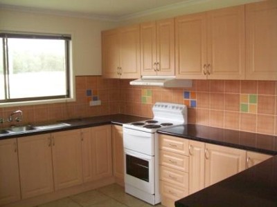 CRESTMEAD
Renovated Home with Near New Huge Kitchen Picture CRESTMEAD
Renovated Home with Near New Huge Kitchen Picture