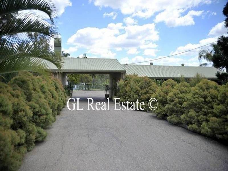 Freehold Motel
For Sale!! Picture 2