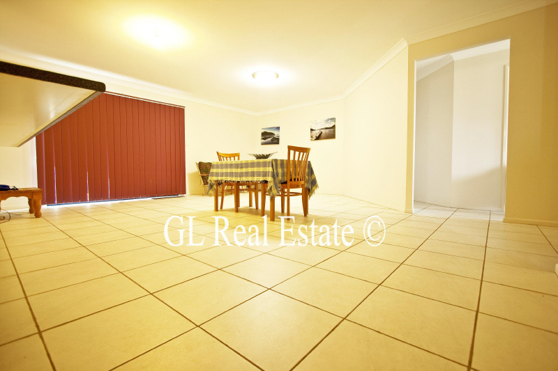 BELOW COST - HEAVILY REDUCED IN PRICE TO $415,000, CALL NOW! Picture 3