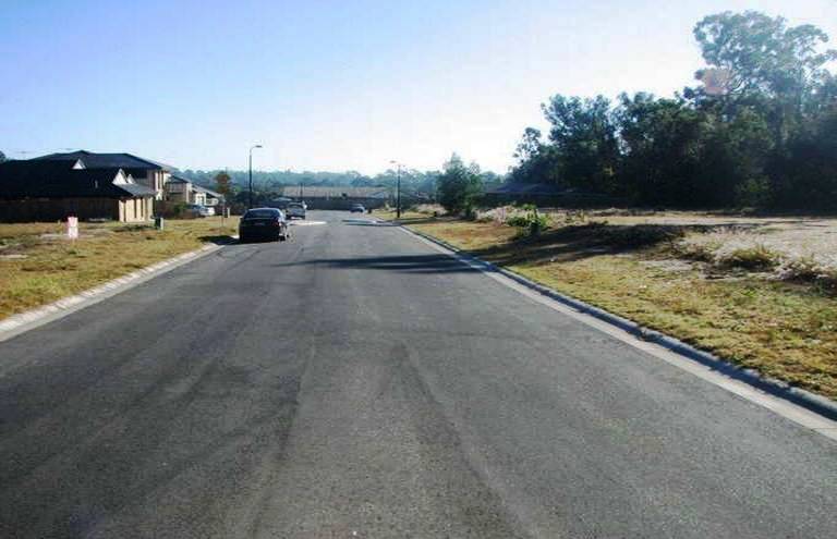 SANTA'S PICK OF THE BUNCH IN VACANT BLOCKS. Picture 2