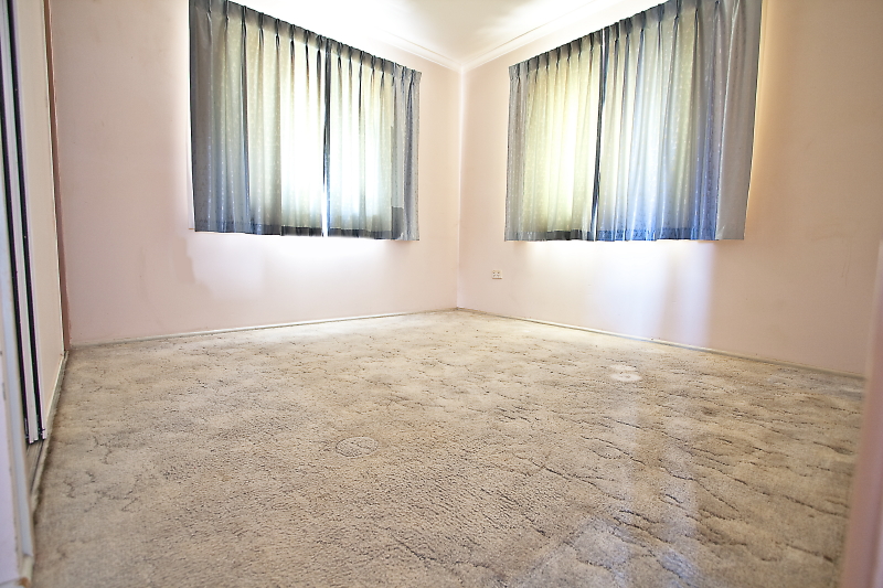 NEED A CHEAP PLACE TO CALL HOME? WANT TO MAKE NEW FRIENDS? CALL TODAY! Picture 2