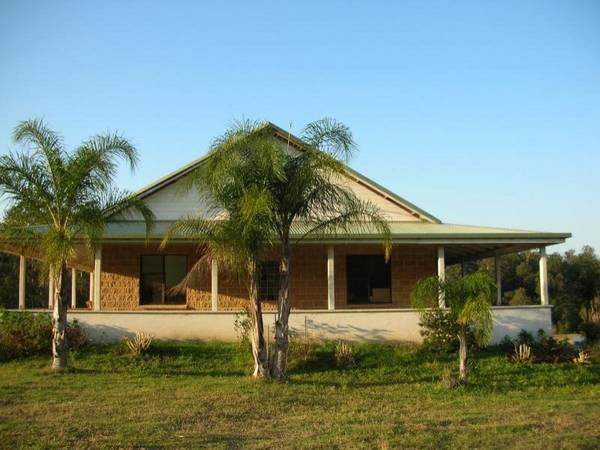 2600 ACRES GRAZING/TIMBER Picture 1