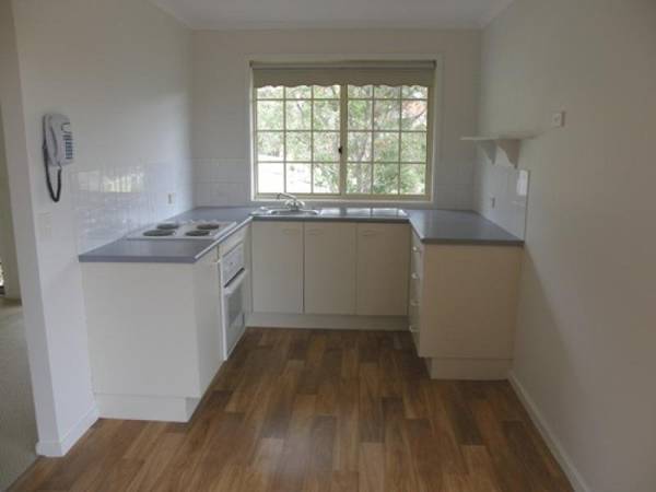 EASY LIVING Picture EASY LIVING Picture