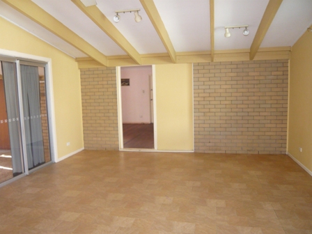 HUGE RESIDENCE Picture