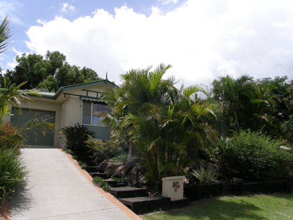 LOVE A LEAFY SETTING Picture