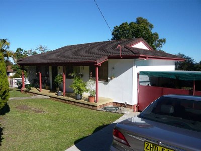 NEAT & TIDY RESIDENCE Picture