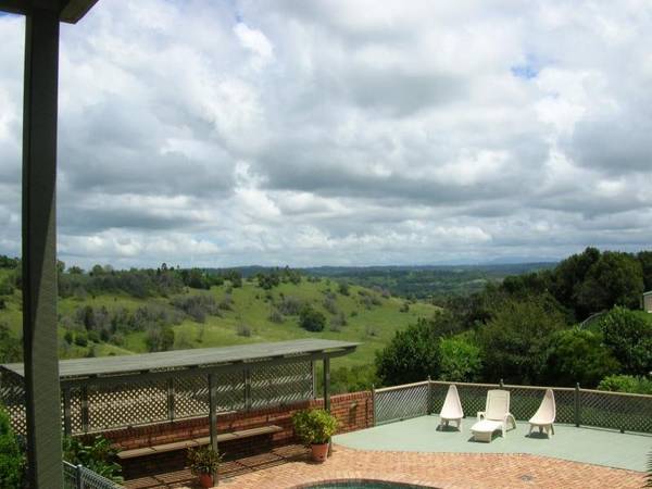 QUALITY HOME WITH VIEWS Picture QUALITY HOME WITH VIEWS Picture