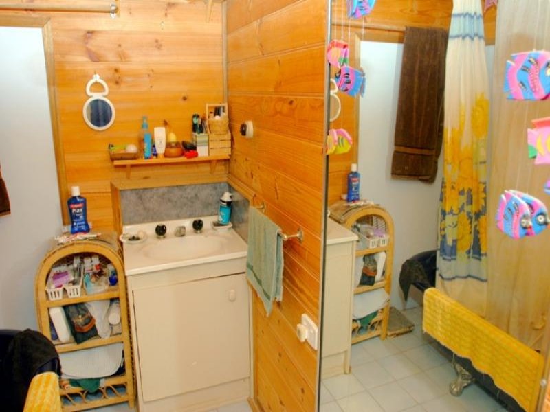 RARE OPPORTUNITY Picture 3