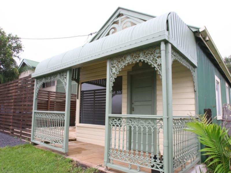 RARE OPPORTUNITY Picture 1