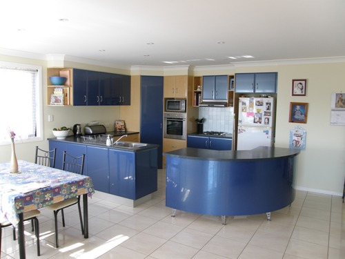 IMPRESSIVE FAMILY HOME Picture