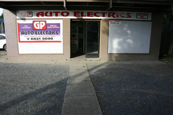 AUTOMOTIVE TRADE FRIENDLY Picture 1