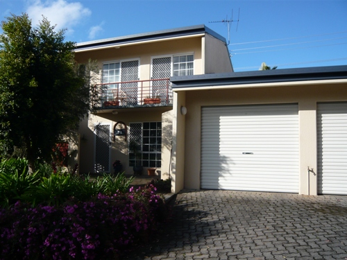 IMMACULATE PRESENTATION Picture