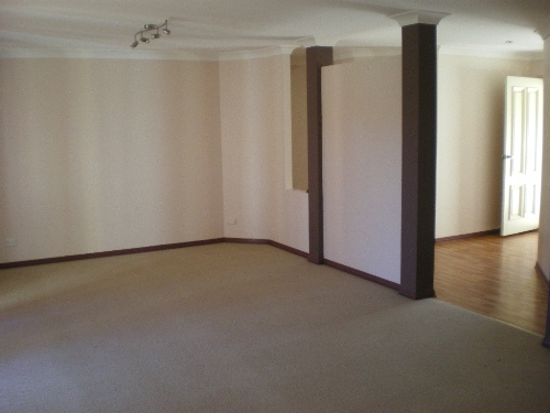 PROPERTY FOR SALE, 4 MONTH LEASE Picture PROPERTY FOR SALE, 4 MONTH LEASE Picture