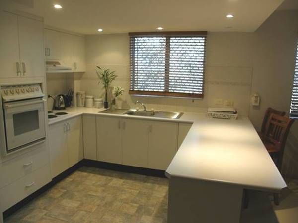 GORGEOUS GOONELLABAH TOWNHOUSE Picture