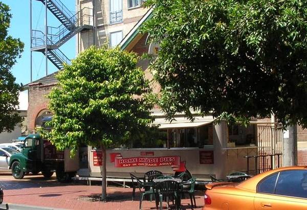 Lismore Pie Cart For Sale Picture