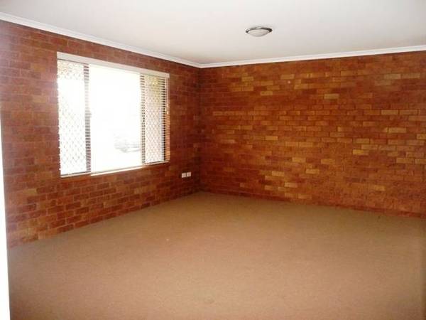 NEAT & TIDY GOONELLABAH UNIT Picture NEAT & TIDY GOONELLABAH UNIT Picture