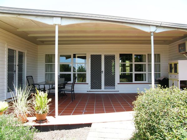 YOU WILL LOVE THE LOCATION Picture 2