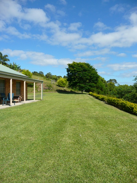 EXECUTIVE HOME Picture 3