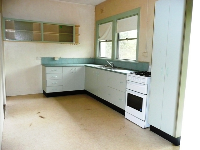 UNIT CLOSE TO UNIVERSITY Picture 2