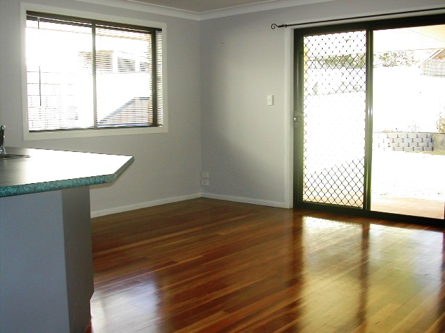 GORGEOUS GOONELLABAH HOME! Picture