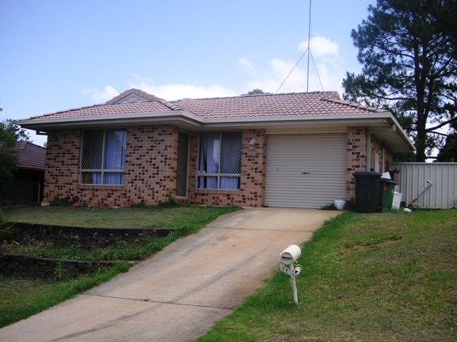 HANDY TO SHOPS & TRANSPORT Picture 1