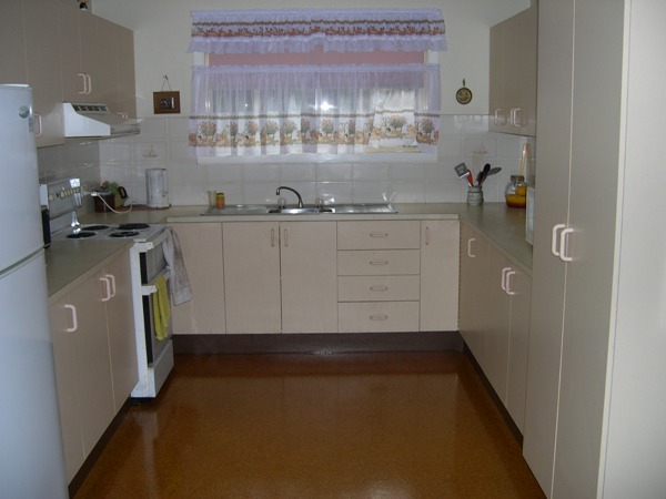 DESIRABLE DUPLEX UNIT Picture 3