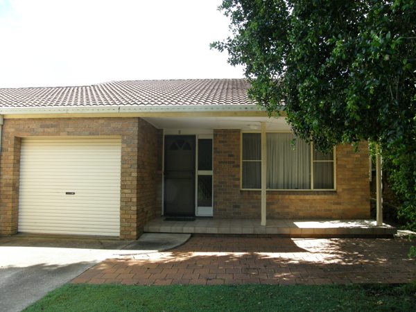 DESIRABLE DUPLEX UNIT Picture 1