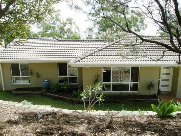 STUNNING RENOVATIONS Picture 1